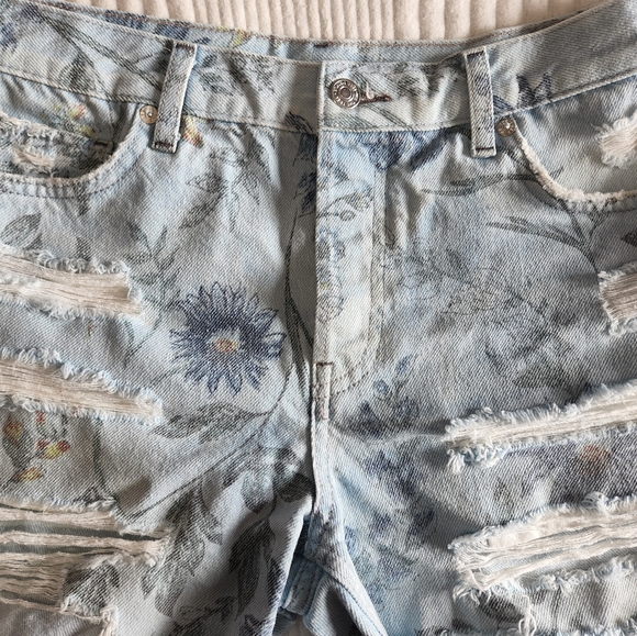 New Maggie Printed Shorts by Free People - Picture 3 of 7